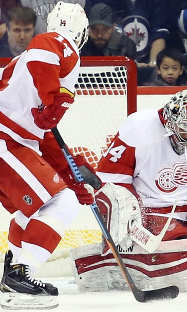 Wings beat Jets in comeback fashion, 4-3